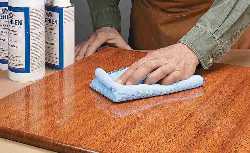 پارافین مایع براق کننده برای افزایش درخشندگی سطوح